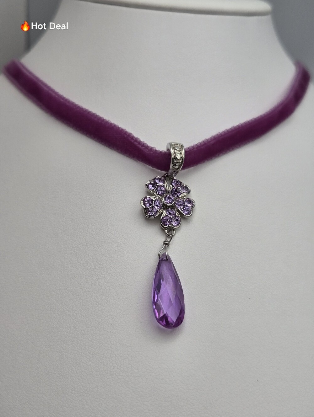 Monet 1990s Gothic Velvet Choker Amethyst Crystal Pendant 17.75" Vintage
